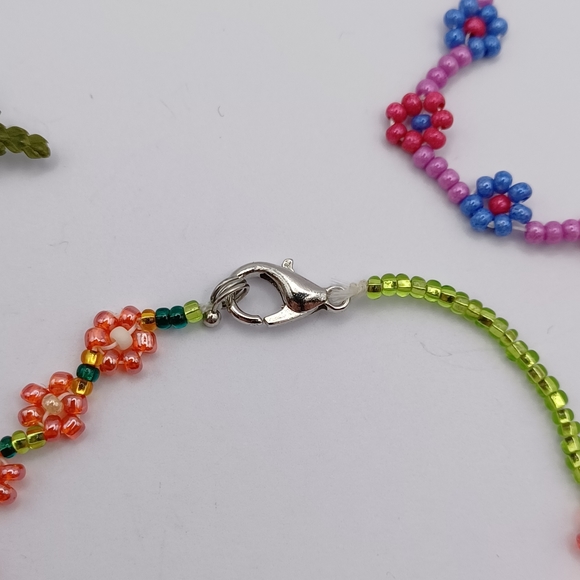 🍀3 for $15 - Handcrafted Daisy Chain Bracelets - set of 2 - Picture 4 of 7